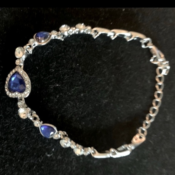 Sterling Silver Bracelet w/chain extension Blue - Picture 1 of 1